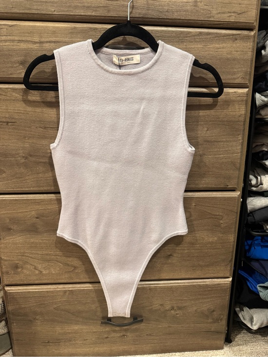 4Th + Reckless Tops - NWT Gray Crewneck Bodysuit